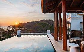 Santarena Hotel